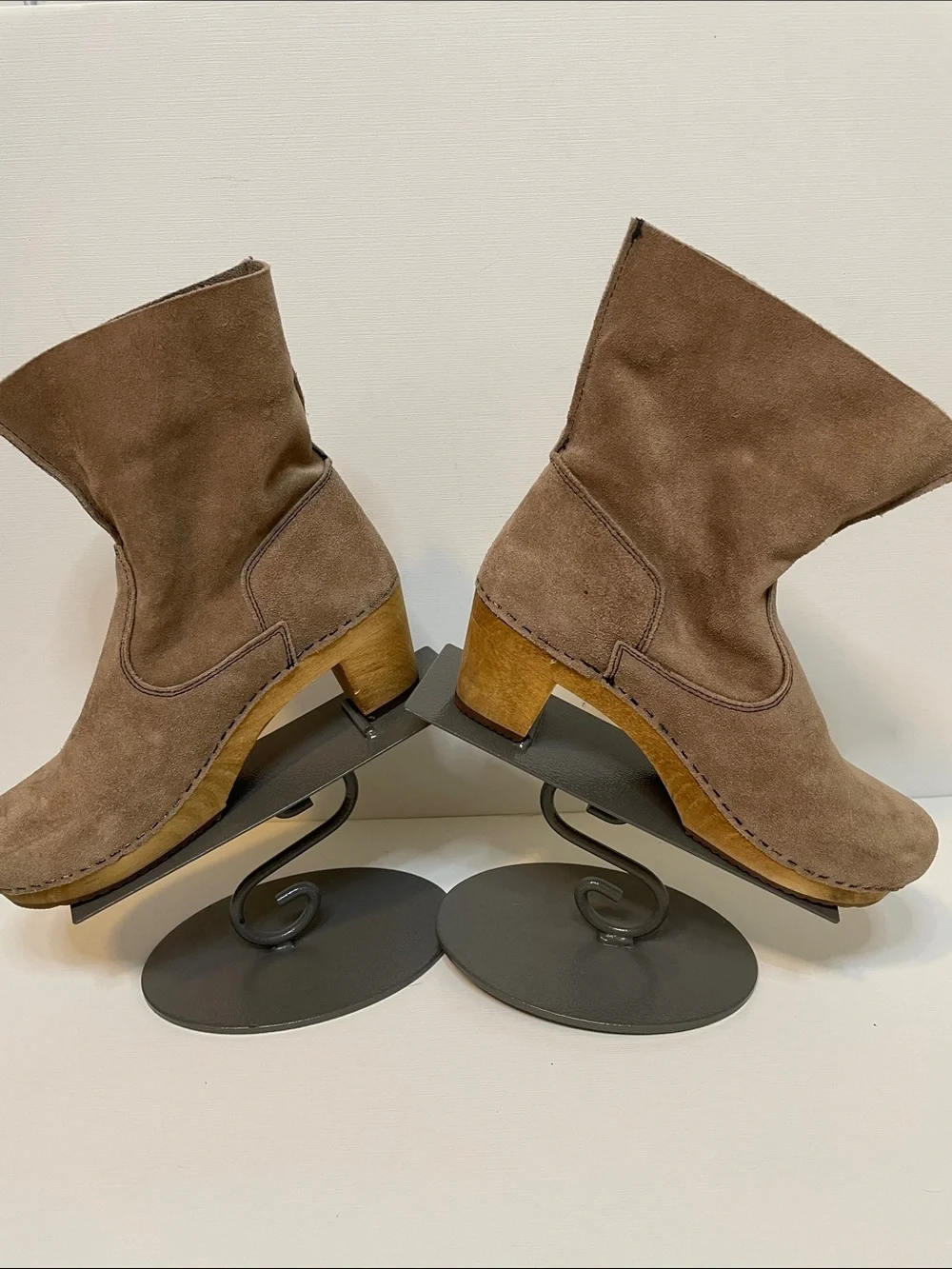 EUC Sanita Tan Suede Leather Booties w/ Wood Clog Soles - Sz 38 (7)